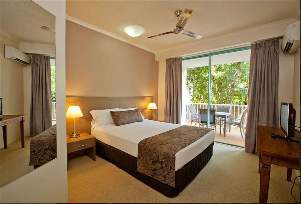 Coral Sands Beachfront Resort Trinity Beach Exterior foto